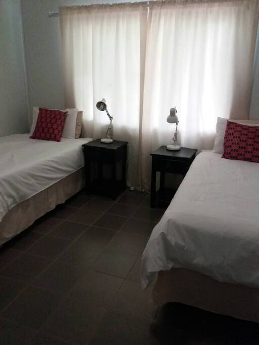 twin beds