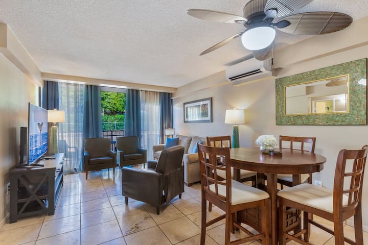 3 Bedroom 3 Bathroom Spacious Kihei Beach Condo