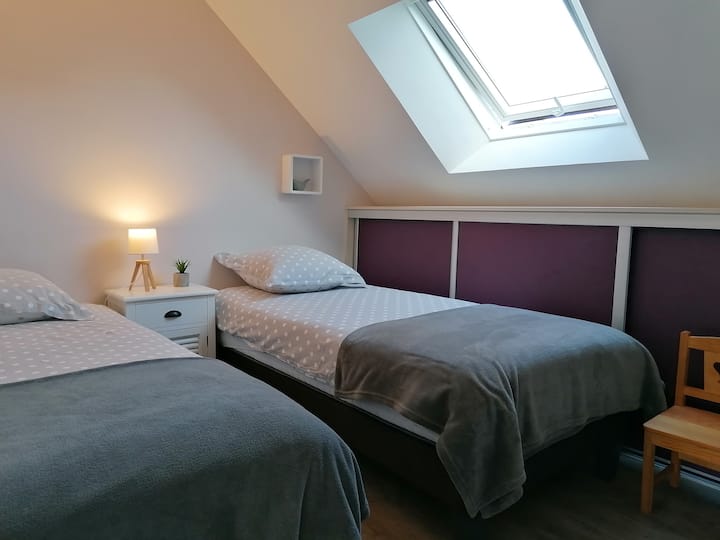 Poschodie v spálni 2 lôžka 90x200