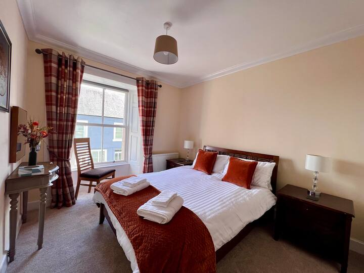 Third bedroom. Double bed.