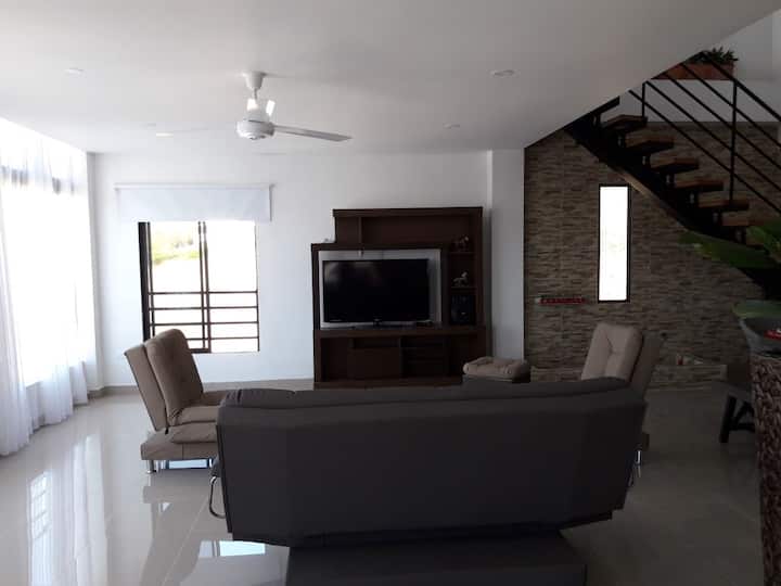 Well Located Villa, Infinity Pool & Amazing Views - Santa Fe de Antioquia