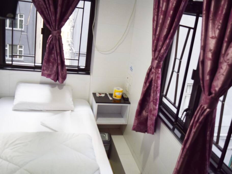 Single Bed with
Toilet and Shower.