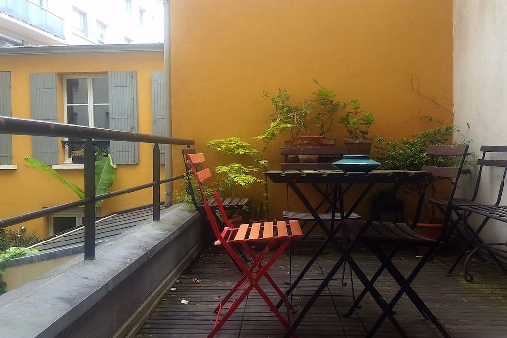 Terrasse équipée d'un BBQ