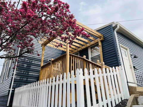 Walk to brewery & food +10% off Ark, Aquarium, Zoo