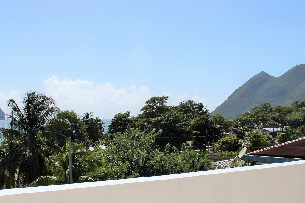 Vue Mer et Morne du Solarium