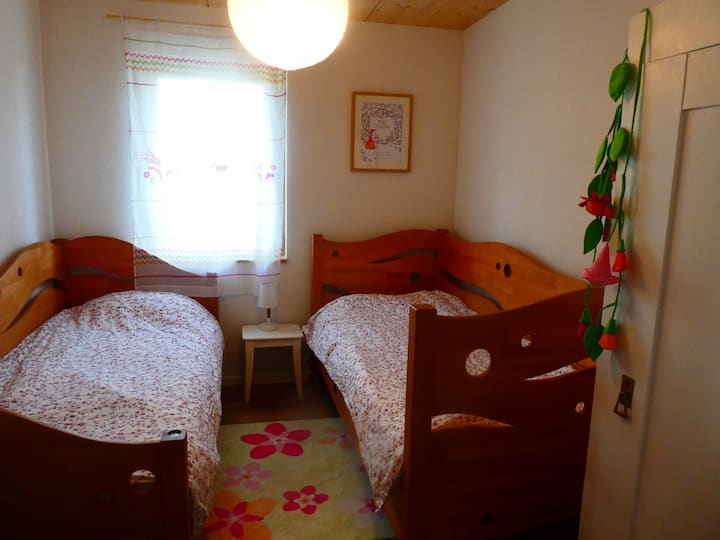 Საბავშვო ოთახი