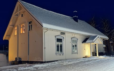 Apartment in the city center, with most amenities.