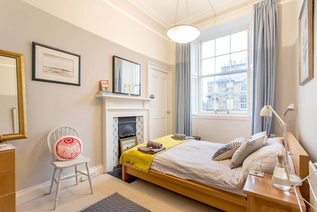 Shutters and curtains guarantee a good nights sleep