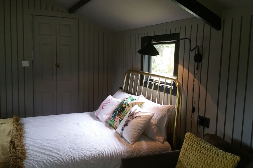 Cosy bed