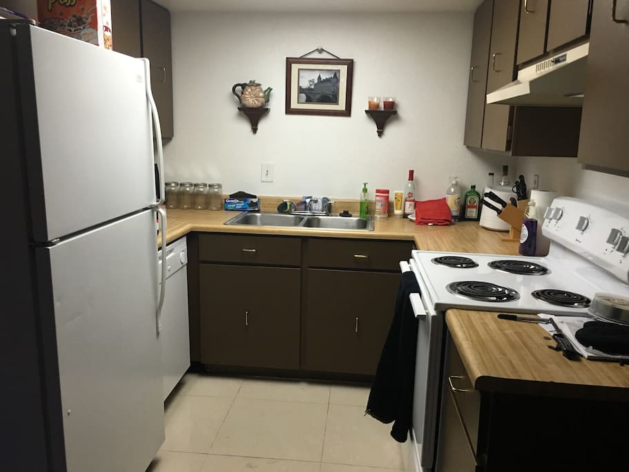 You have full access to the kitchen.