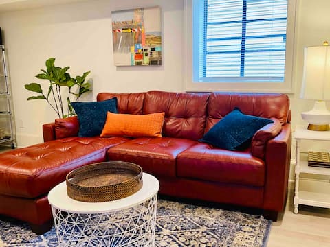 Top performing Airbnb: Midtown Garden District Apt - Piedmont Pk 4 Blocks in Atlanta
