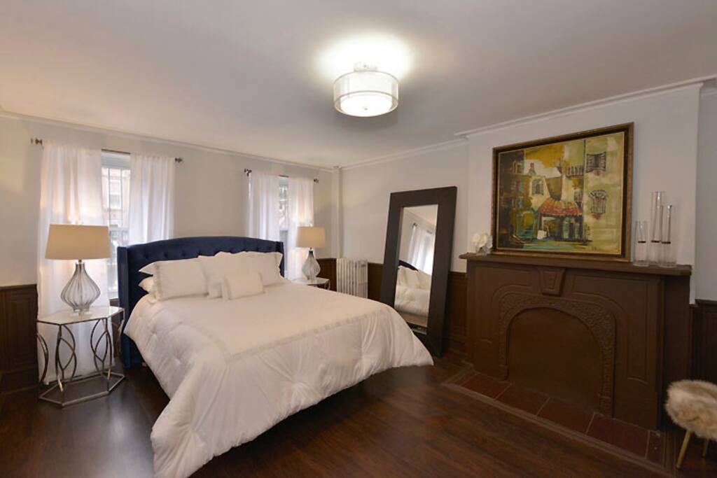 Romantic Master Suite with Queen Size Bed, French Doors & Fire Place