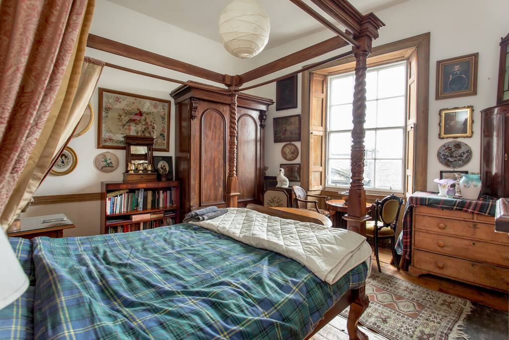Room With Poster Bed Edinburgh Airbnb Room With Poster Bed Edinburgh Airbnb