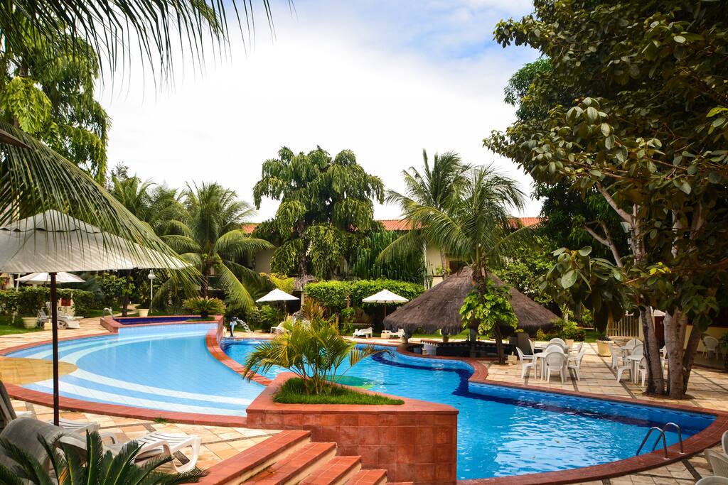 Piscina Adulto e Infantil