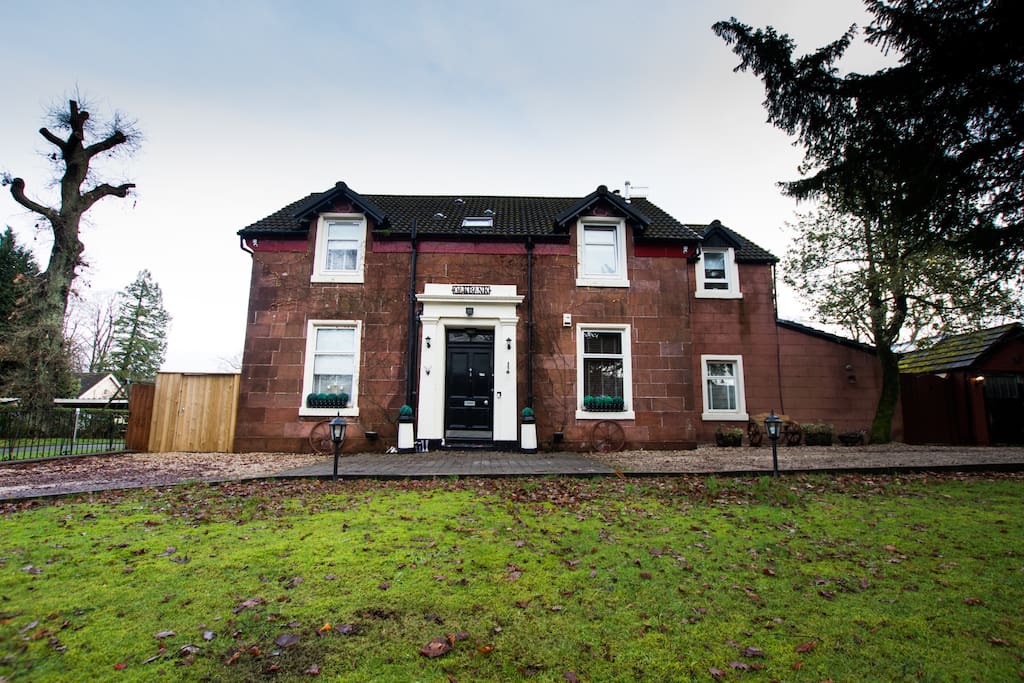 oakbank house in the heart of balloch loch lomond - villas