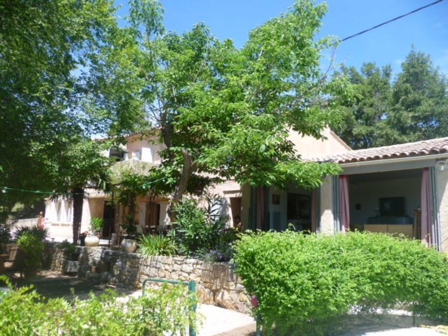 ensemble de la maison principale