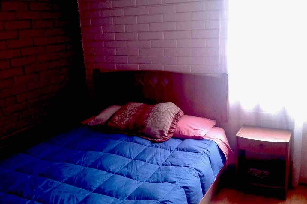 Habitación matrimonial con baño privado (exterior)