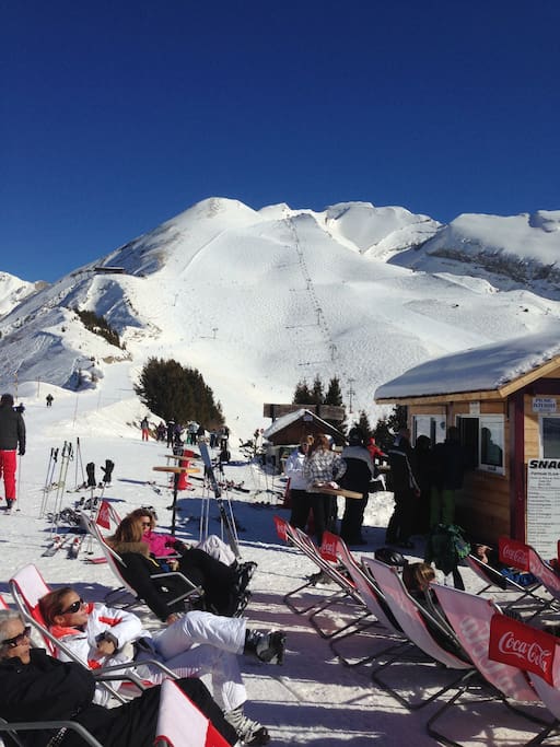 La Clusaz bar on piste