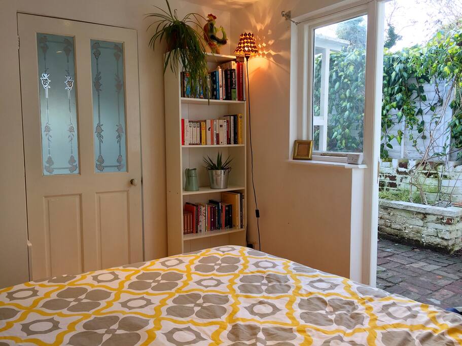 The Room with garden view