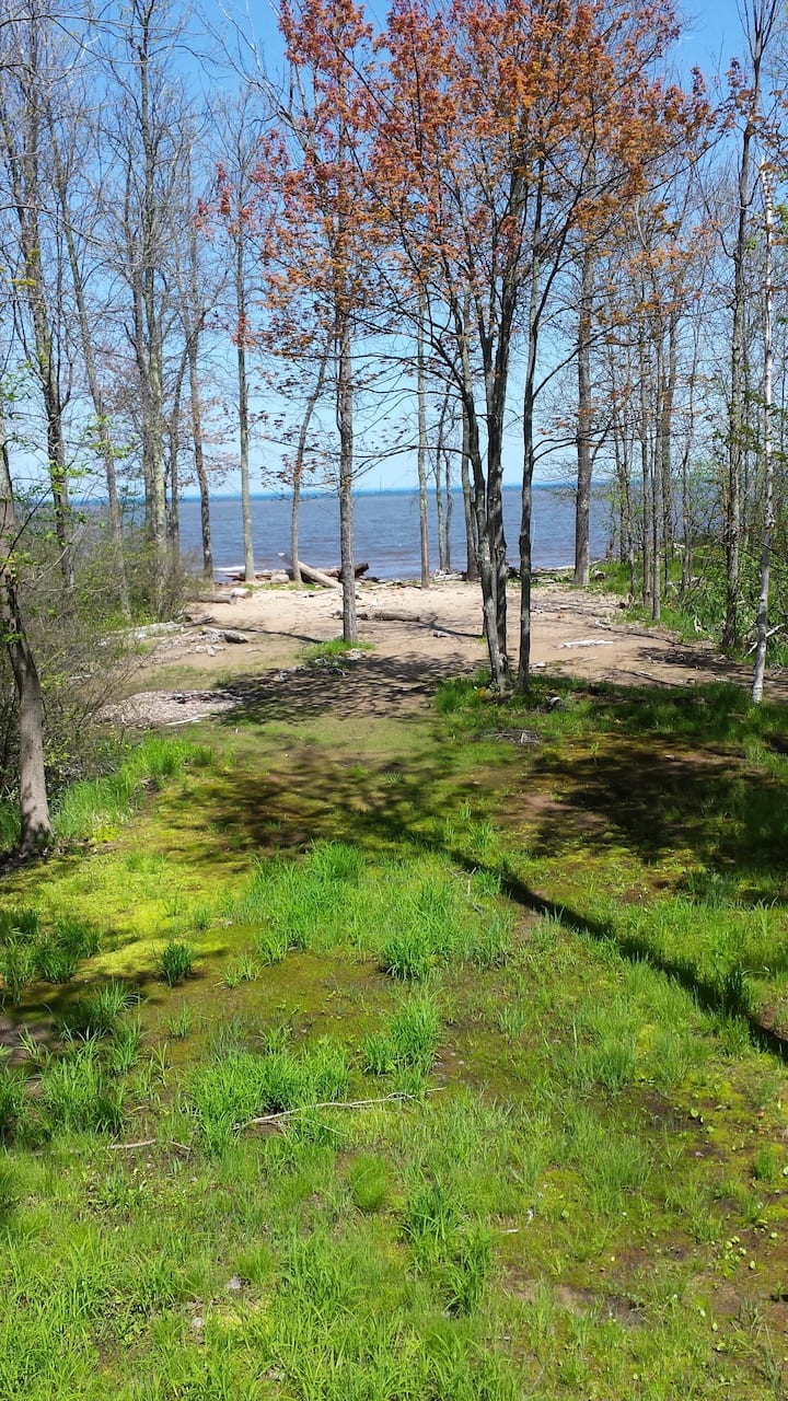 Driftwood Shores Cottage Cabins for Rent in Ontonagon, Michigan