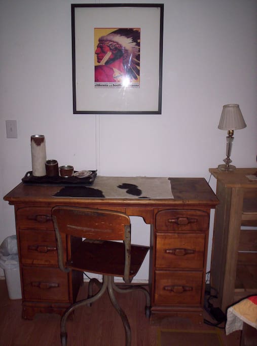 Desk and chair for your laptop!