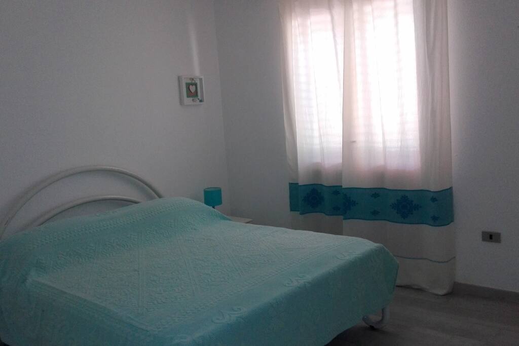 CAMERA CON LETTO MATRIMONIALE