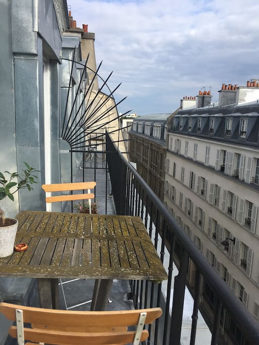 Rooftop - table and chairs