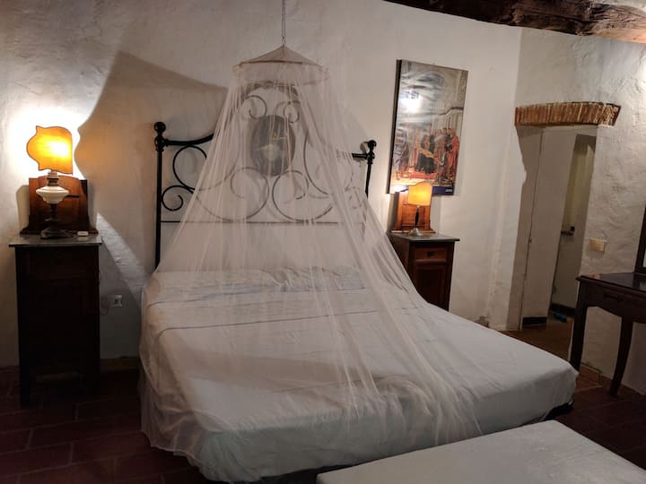 Chumba cha kulala cheupe