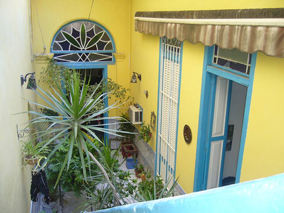 El patio de la casa
