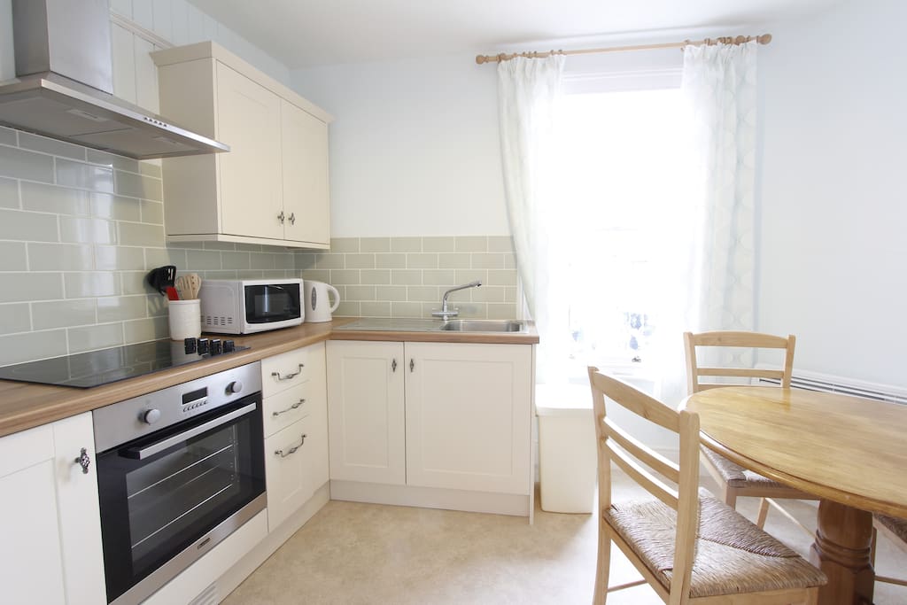 Kitchen/Dining area