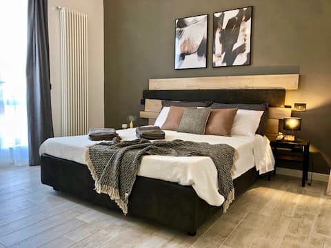 Bright renovated apartment 