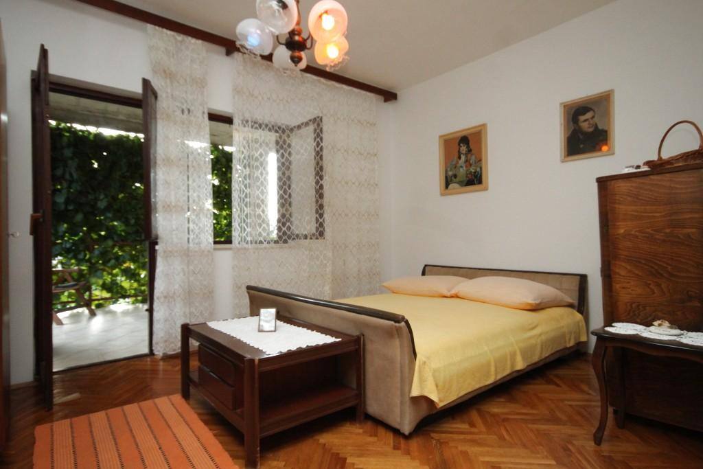 Living room, Surface: 12 m²