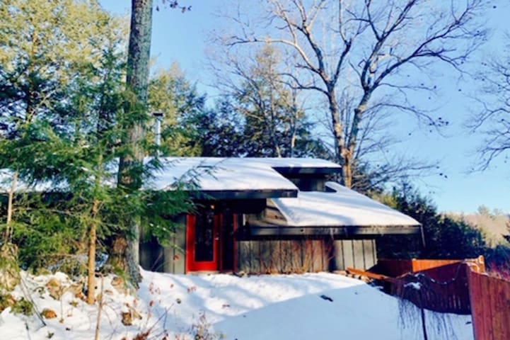 Luxury Suite Retreat near Killington