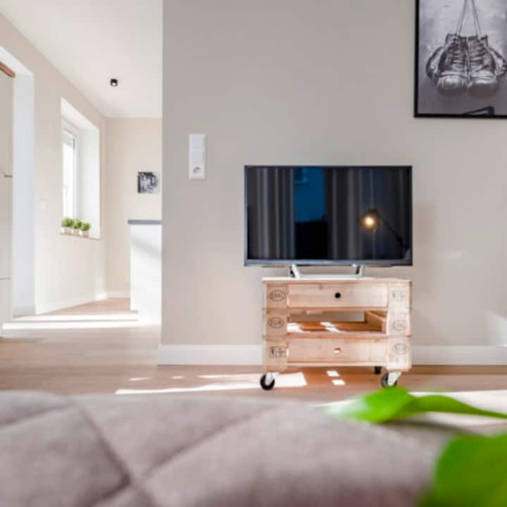 Erstklassige 2-zimmer Wohnung  Mit Stil & Komfort - Stuttgart