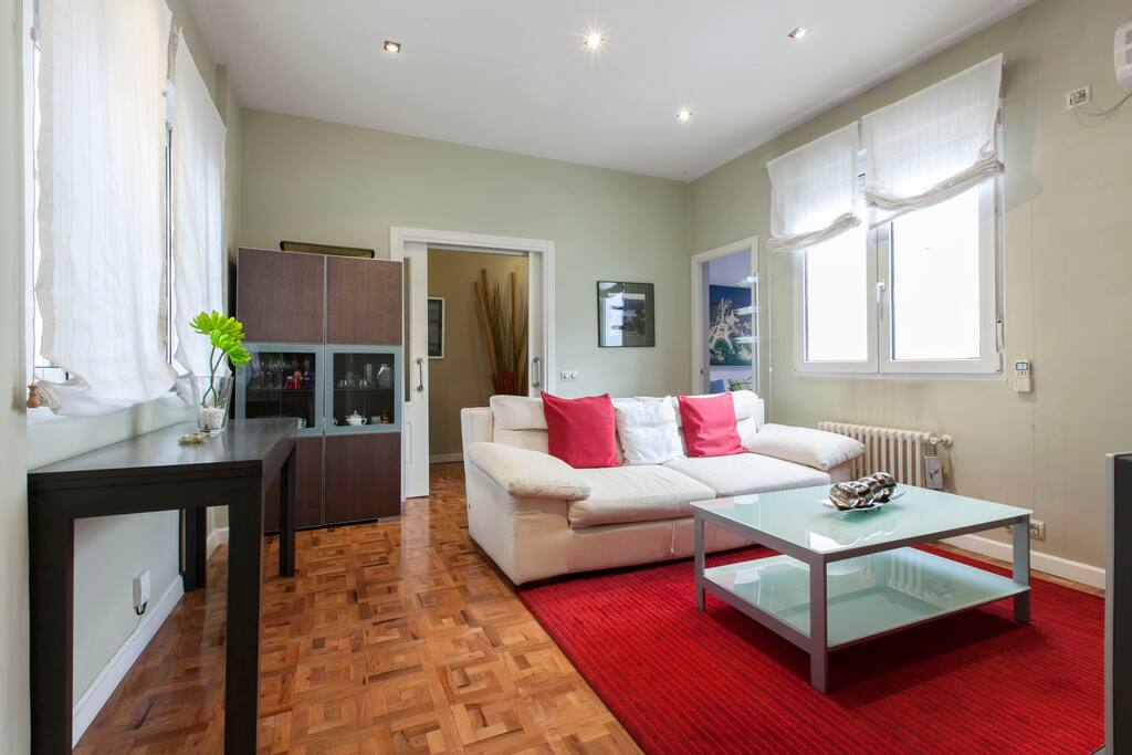 Living Room / Comedor