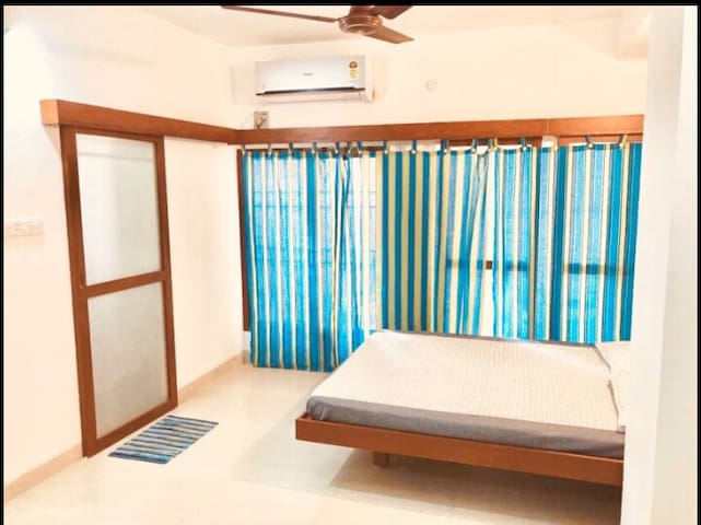 Sea Side Villa - Nearby White Town - Pondicherry