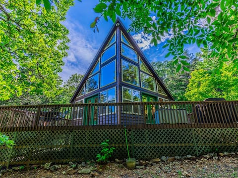 Sleeps 14-Marina, Pool, Roaring River & Table Rock