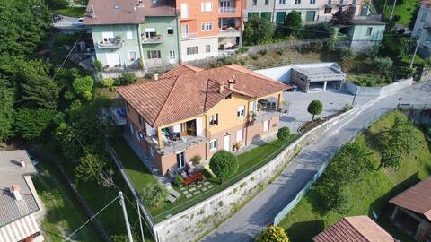 Garden Bright Apart. near Bellagio