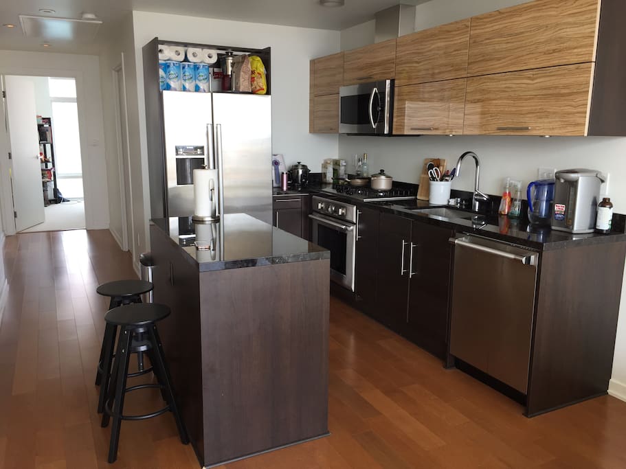 The kitchen. Guests are welcome to cook in the apartment!