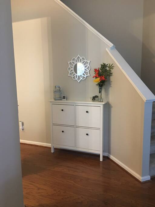 Foyer/hallway