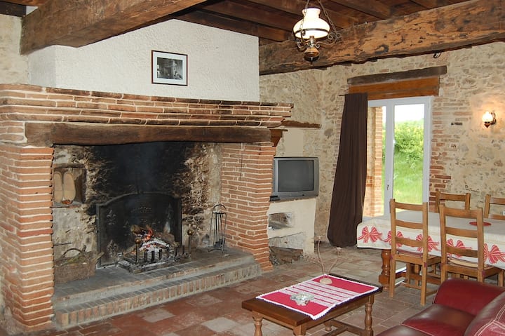 "En Roche", Gîte Avec Piscine à 28 Km De Toulouse - Haute-Garonne