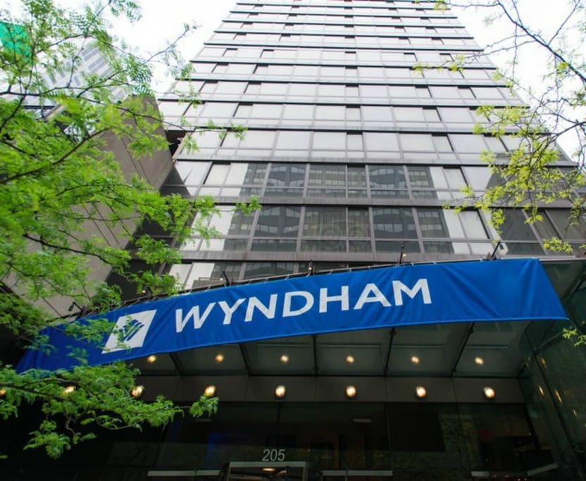 Wyndham Midtown 45 Hotel