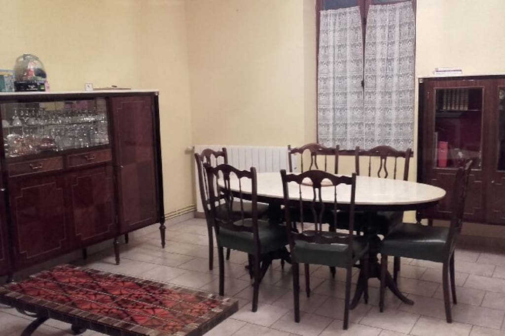 Salon