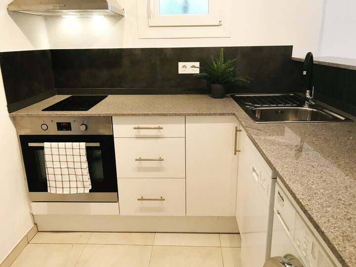 Canyelles Miramar 3 - Swimming Pool, Aircon - Roses