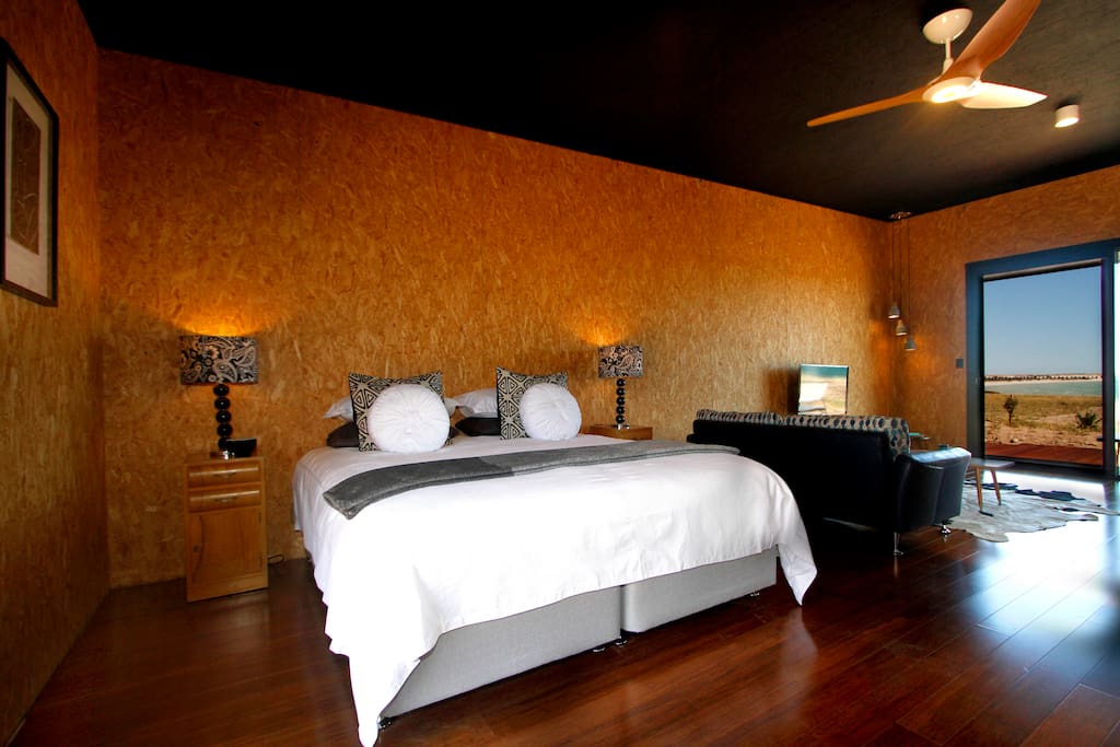 king size with luxurious bamboo sheets