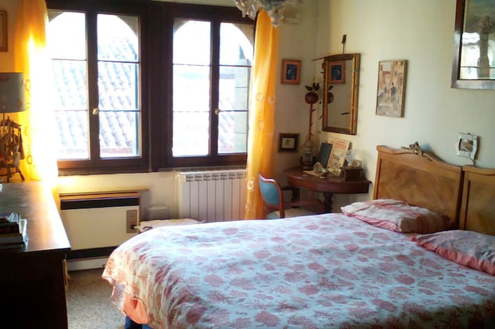 Casa Carmini – typical Venetian apartment