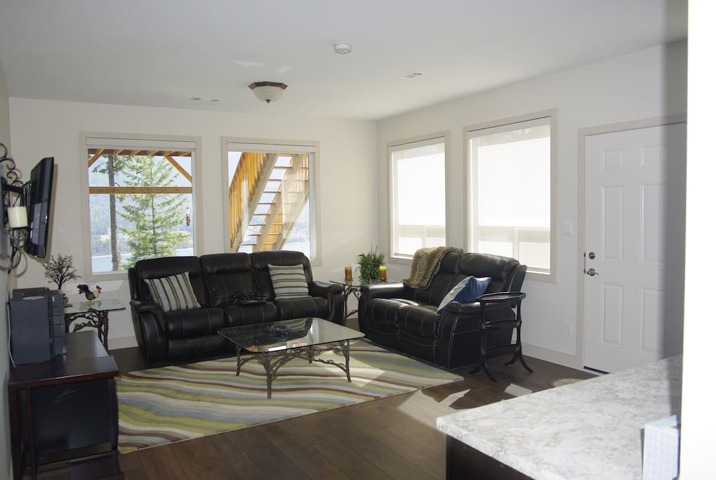 Large Living Space Looking out to Lake