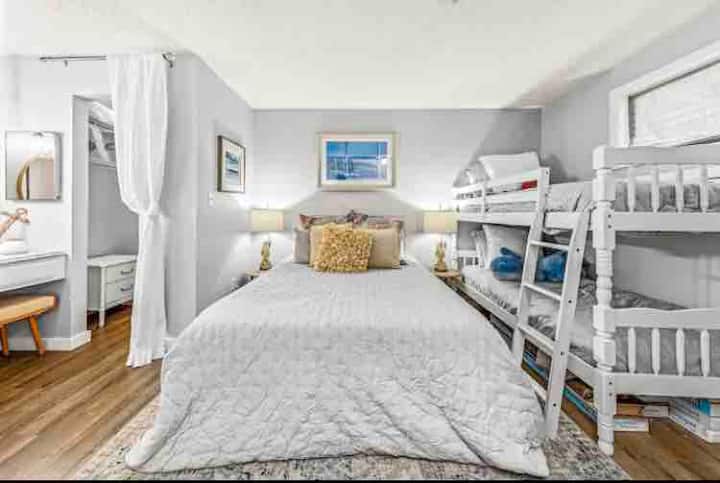 Queen size bed & bunk beds for the kids