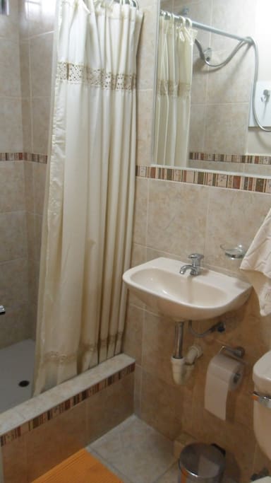 Baño privado exclusivo para huéspedes