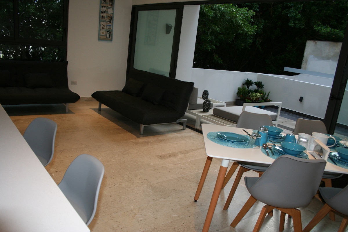 Bar dans la cuisine et salle à manger 